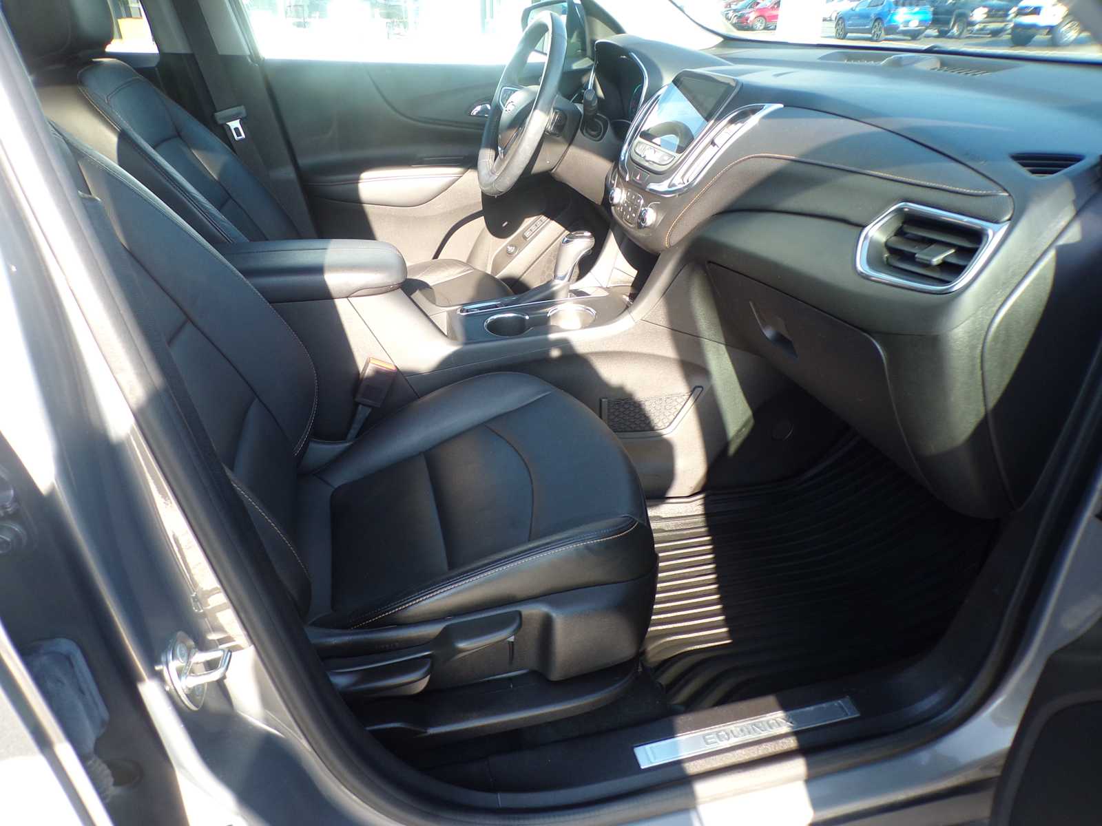 2018 Chevrolet Equinox Premier photo 15