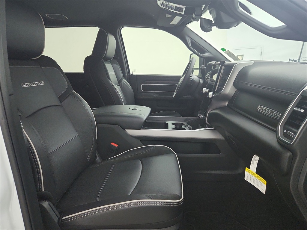2026 Ram 2500 Laramie photo 30
