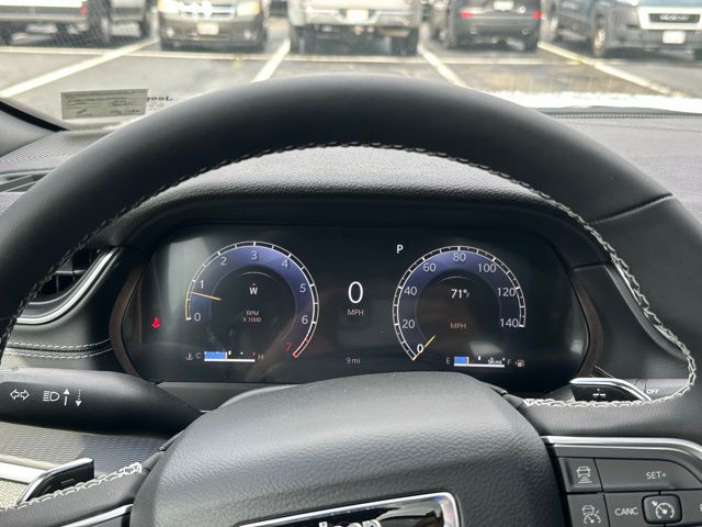 2025 Jeep Grand Cherokee Altitude X photo 22