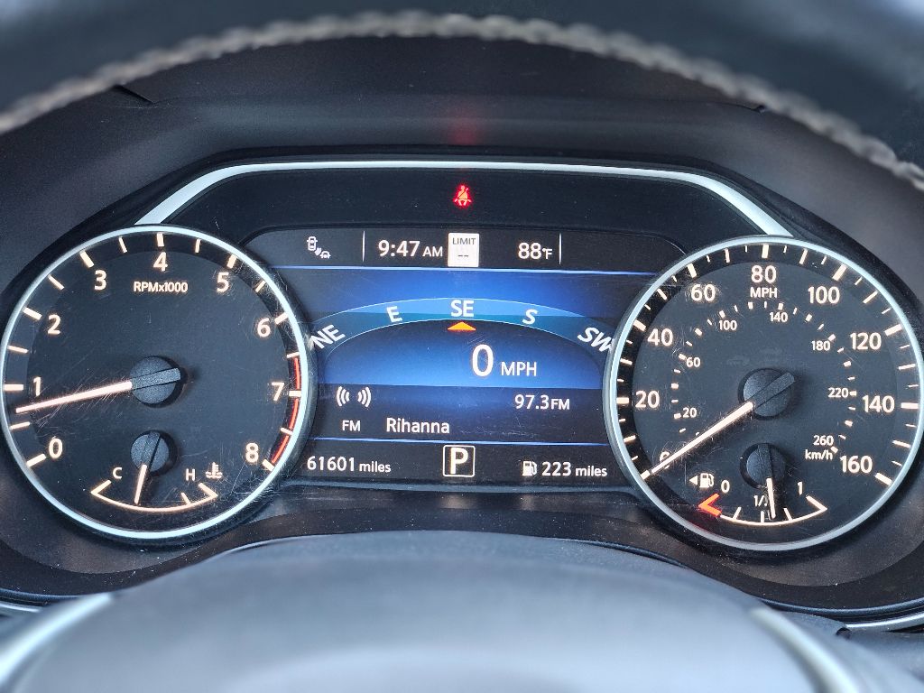 2023 Nissan Maxima SV photo 19