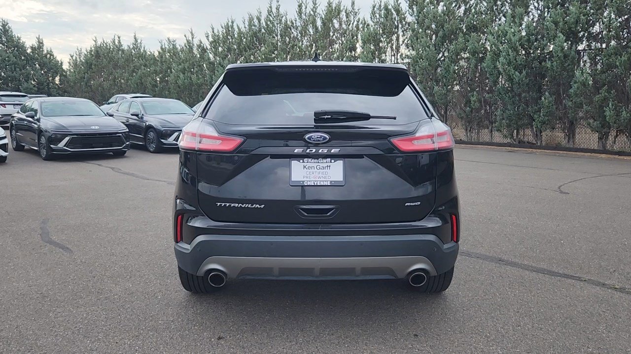 2023 Ford Edge Titanium photo 21