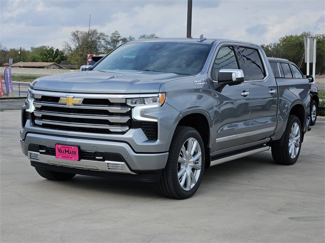2026 Chevrolet Silverado 1500 High Country photo 2