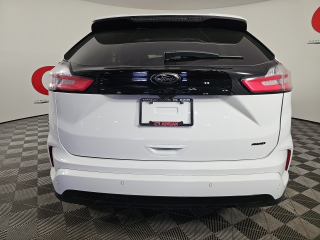 2024 Ford Edge SE photo 6