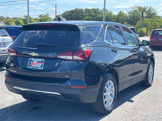 2023 Chevrolet Equinox LT photo 4