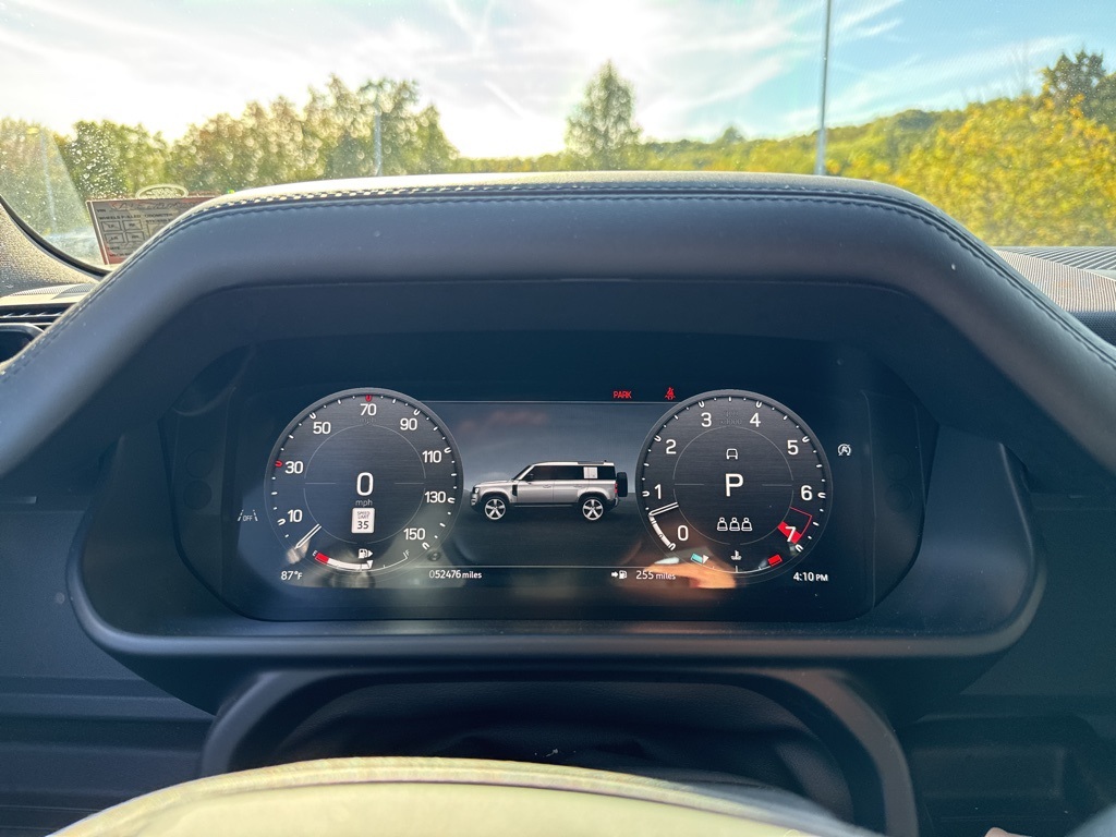2024 Land Rover Defender 110 X-Dynamic SE photo 9
