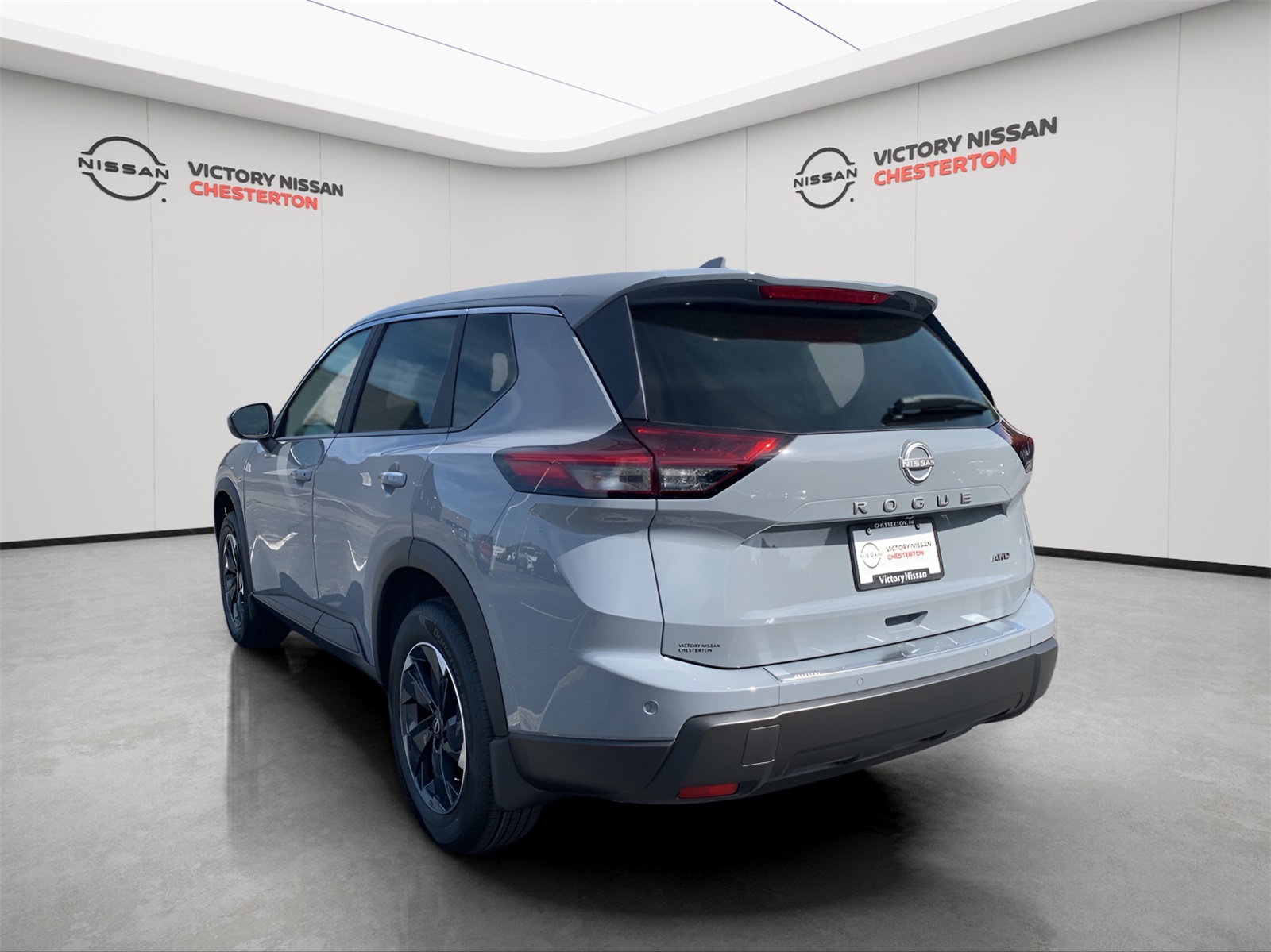 2026 Nissan Rogue SV photo 2