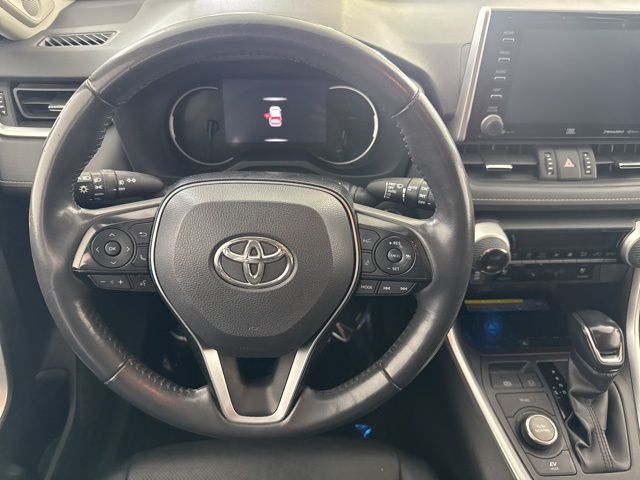 2020 Toyota RAV4 Hybrid Limited photo 26
