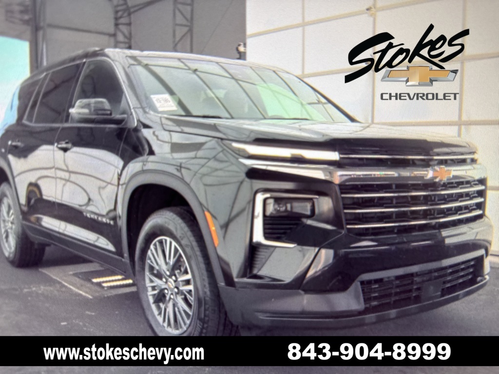 2025 Chevrolet Traverse LT's photo