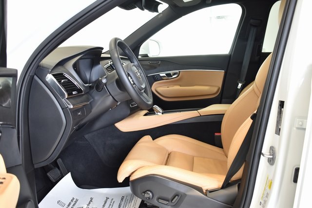 2023 Volvo XC90 Ultimate photo 14