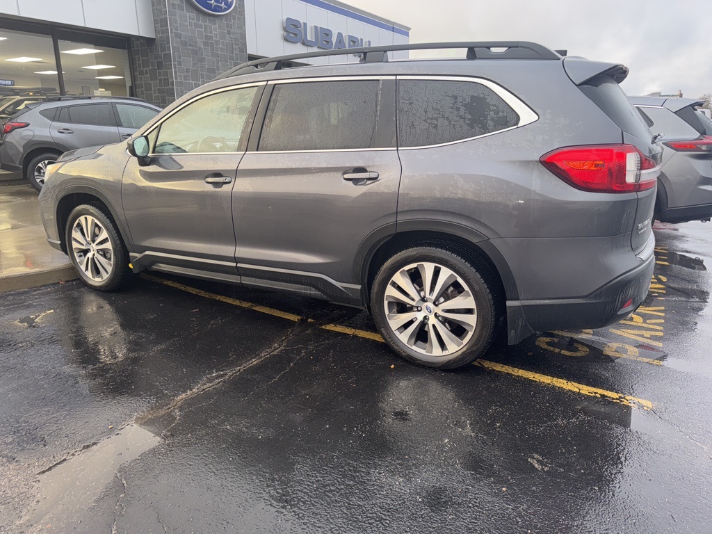 2019 Subaru Ascent Premium photo 3