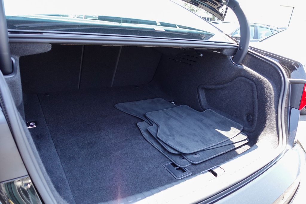 2023 Audi A6 3.0T Prestige photo 24
