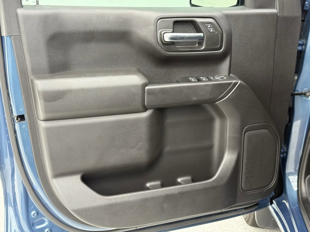 2024 Chevrolet Silverado 1500 Custom photo 10