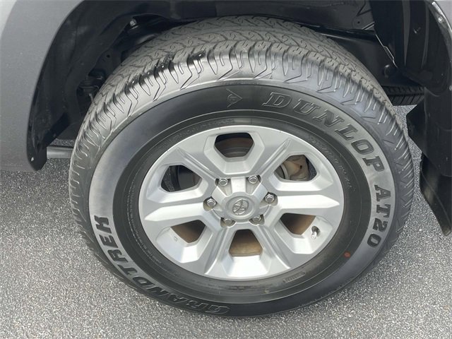2022 Toyota 4Runner SR5 Premium photo 9