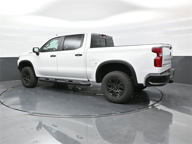 2025 Chevrolet Silverado 1500 ZR2 photo 4