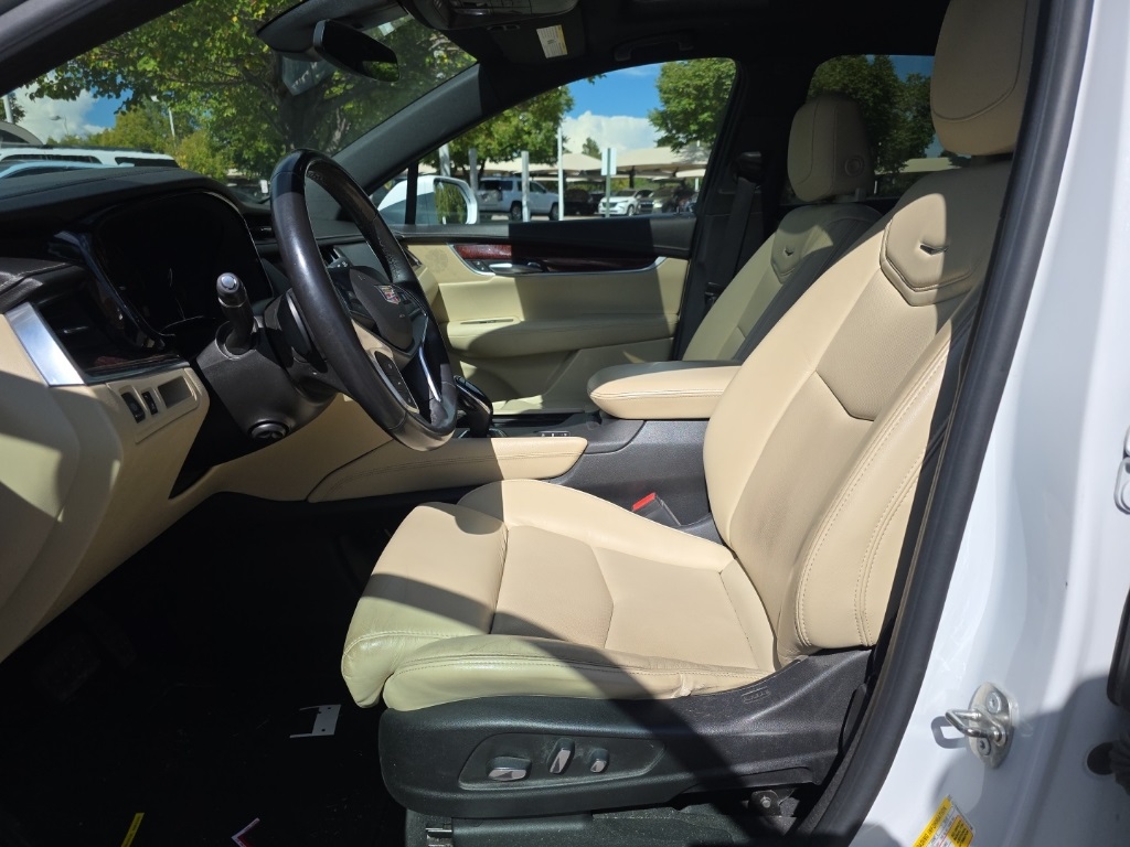2017 Cadillac XT5 Luxury photo 10