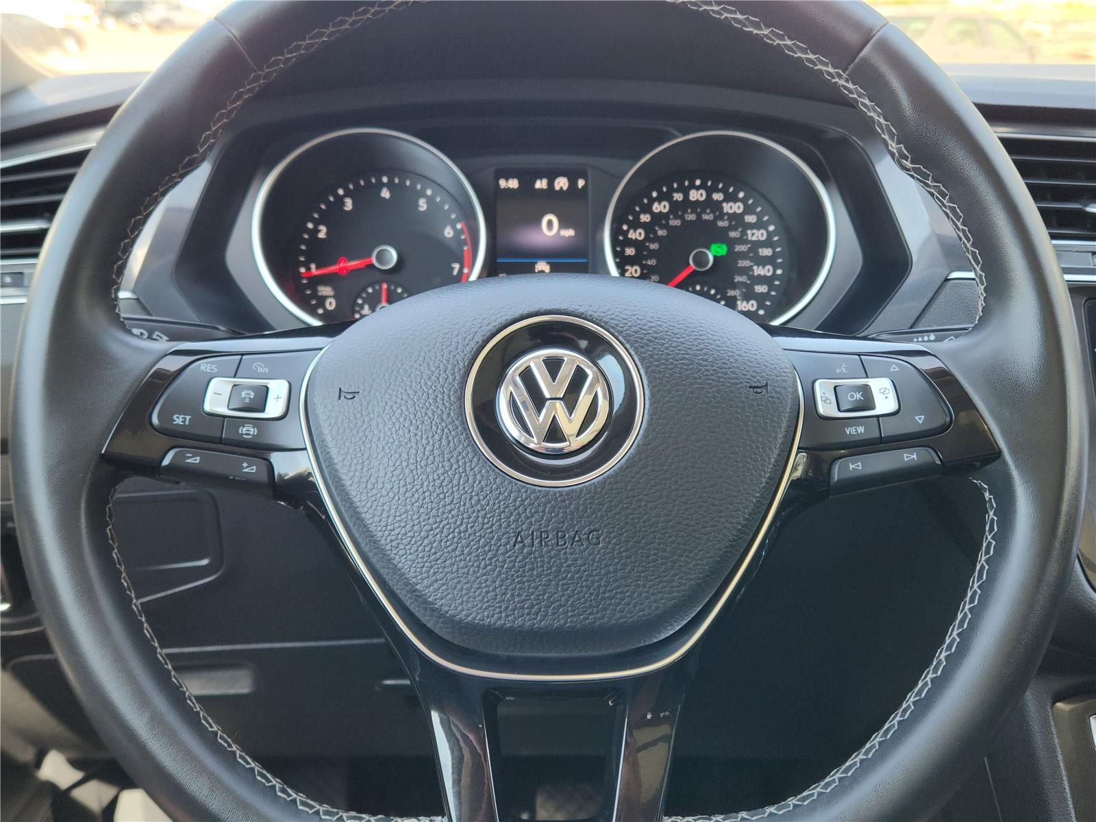 2021 Volkswagen Tiguan SE photo 13