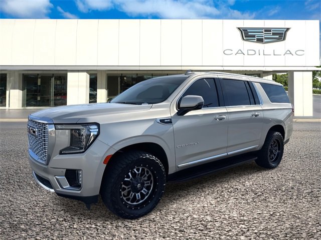 2024 GMC Yukon XL Denali's photo