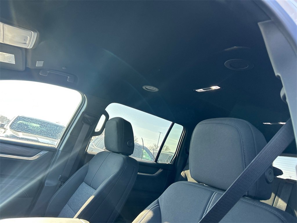 2026 GMC ACADIA - Image 28