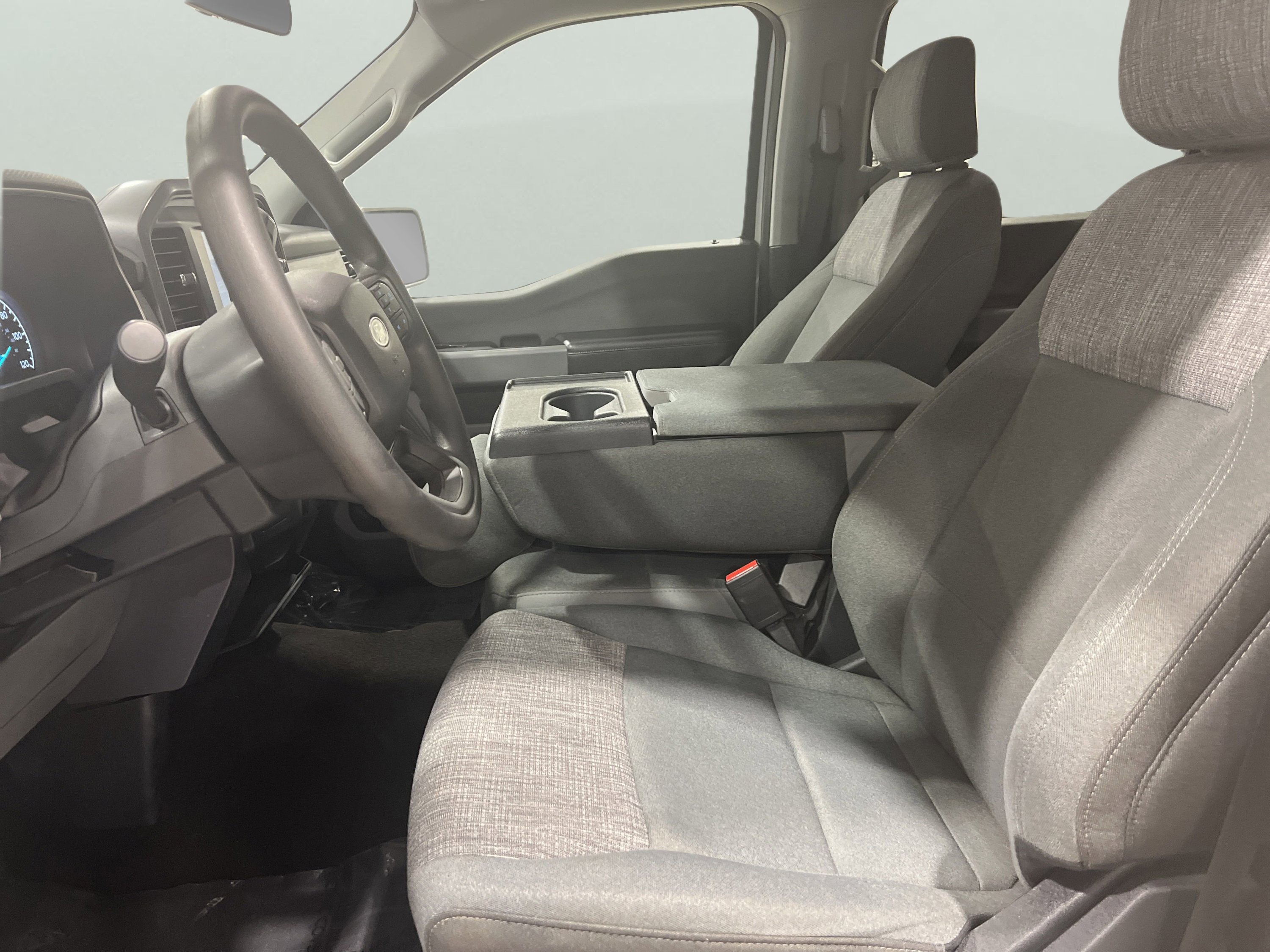 2023 Ford F-150 XLT photo 11