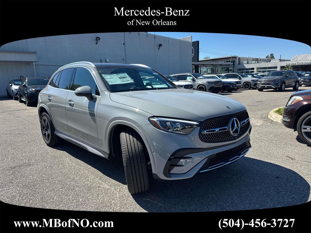 2026 Mercedes-Benz GLC Base's photo