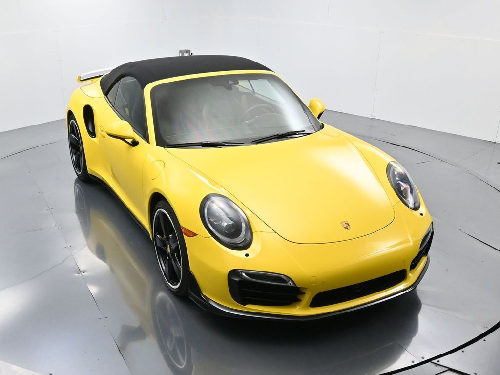 2016 Porsche 911 Turbo S photo 31