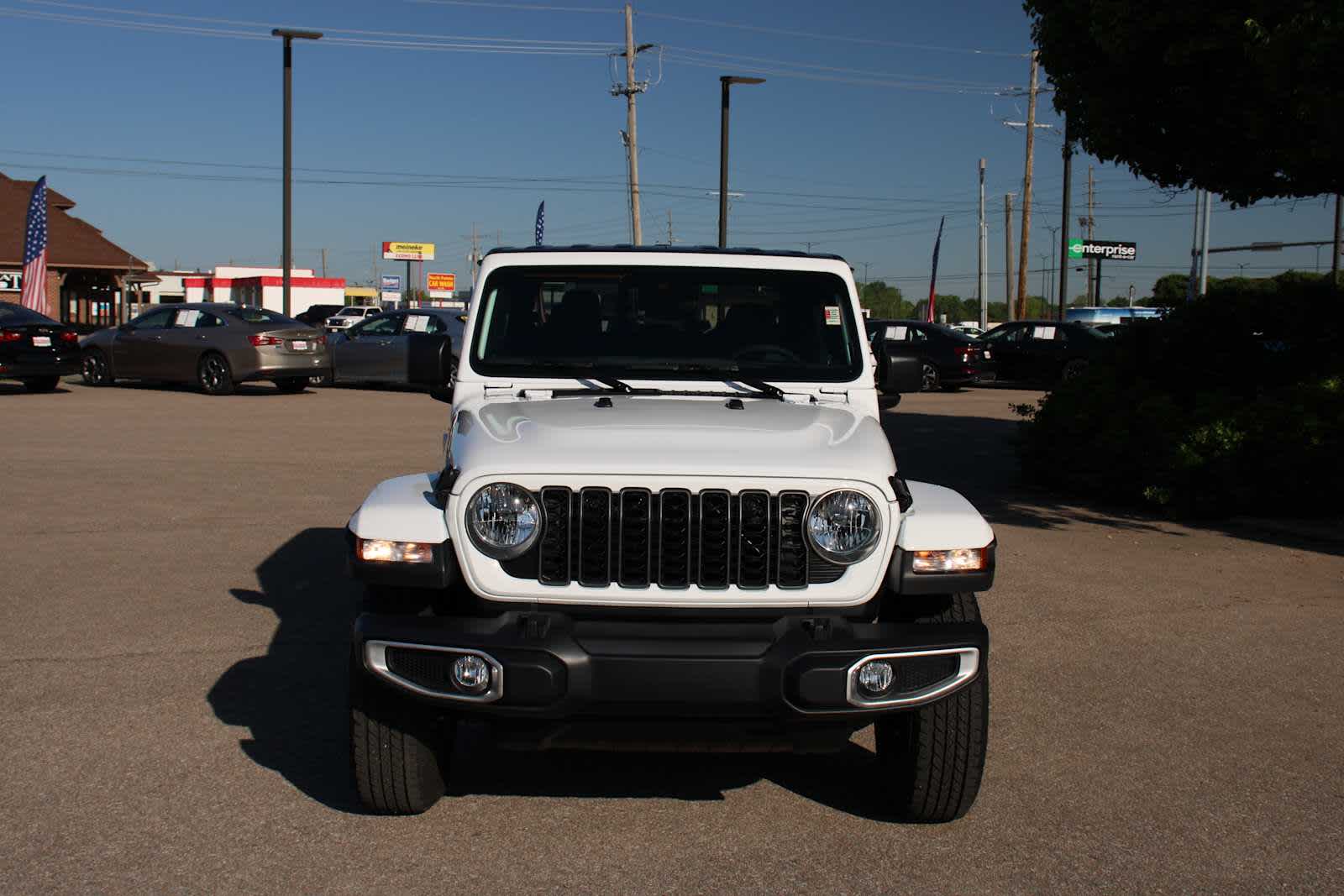 2025 Jeep Gladiator Sport S photo 4