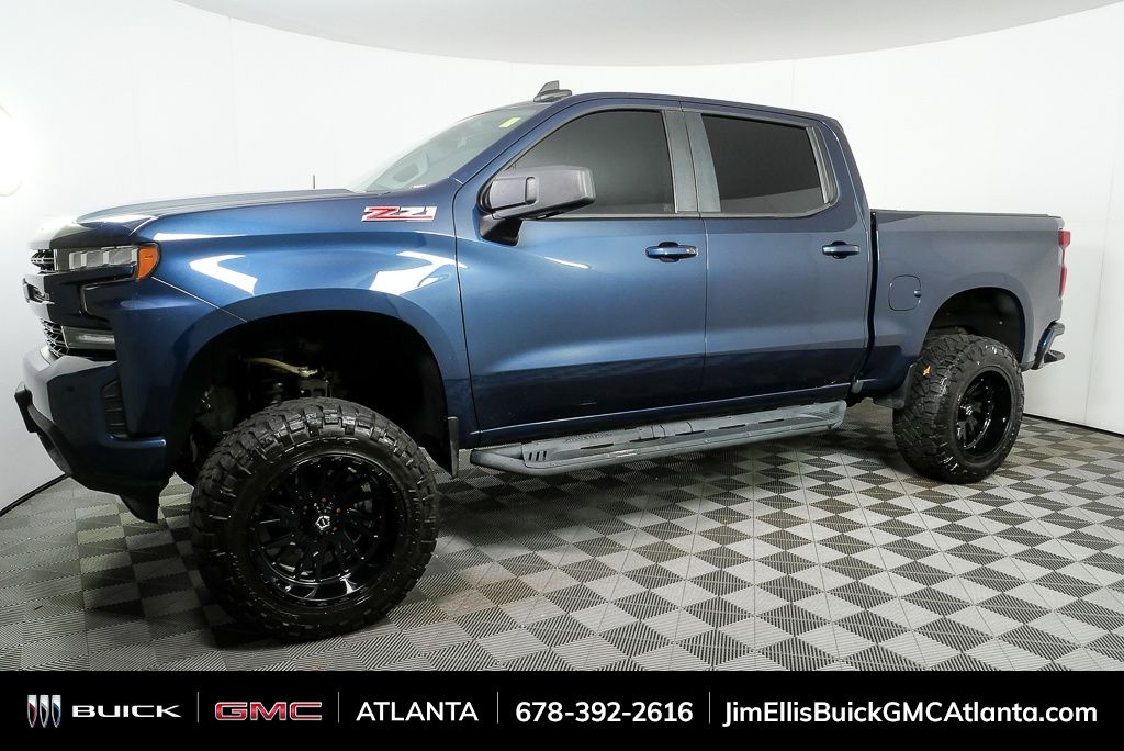 2020 Chevrolet Silverado 1500 RST photo 2