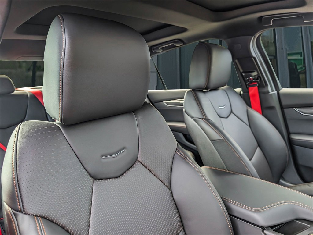 2026 Cadillac CT5 V photo 21