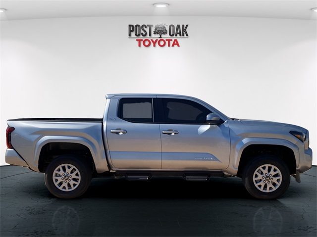 2025 Toyota Tacoma SR5 4x4 Double Cab photo 8