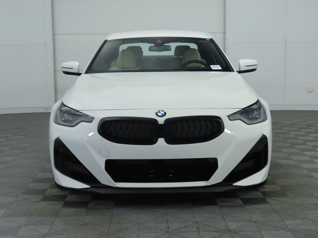 2025 Bmw 230i photo 2