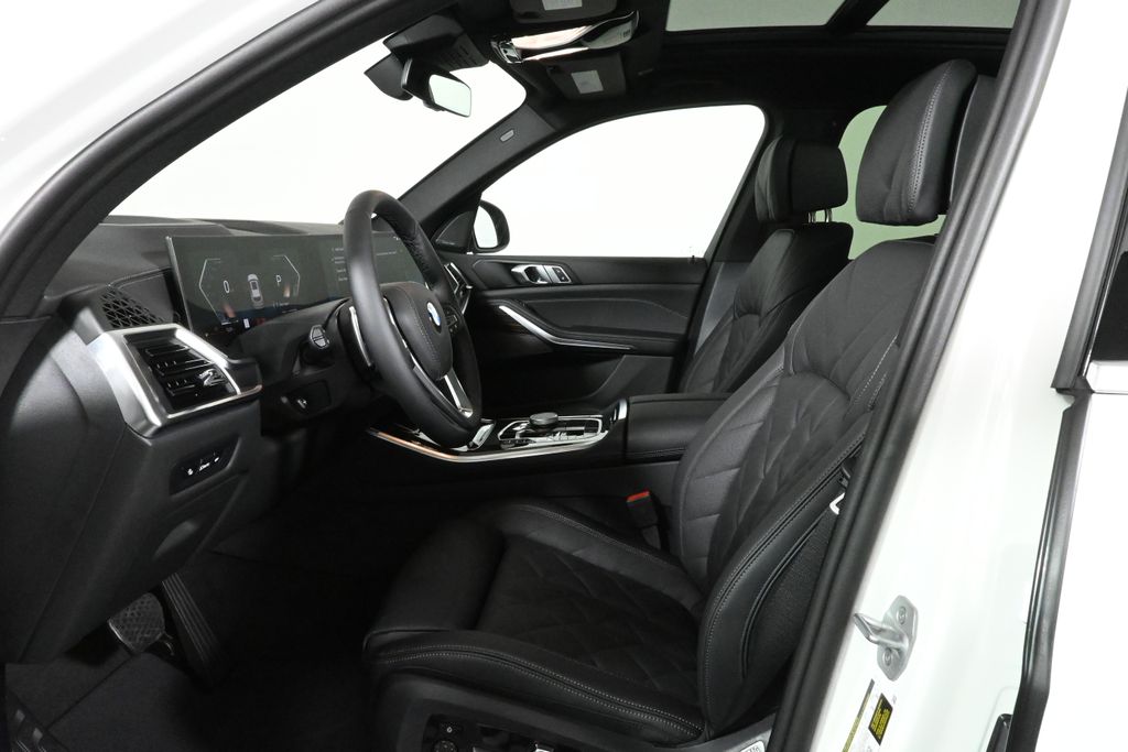 2026 Bmw X5 xDrive40i photo 2