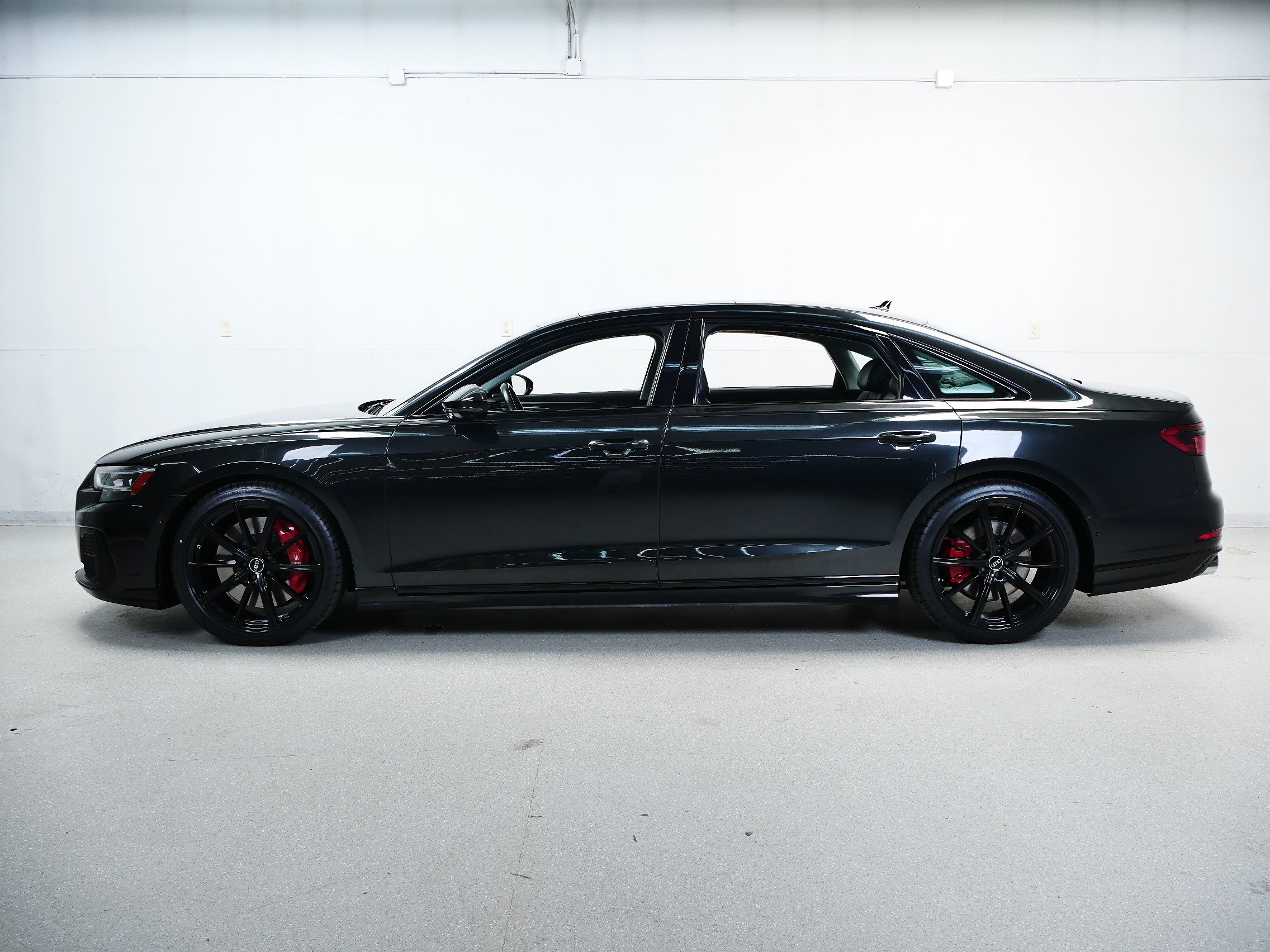 2022 Audi S8 4.0T Quattro photo 8