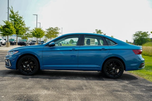 2025 Volkswagen Jetta 1.5T SE photo 23