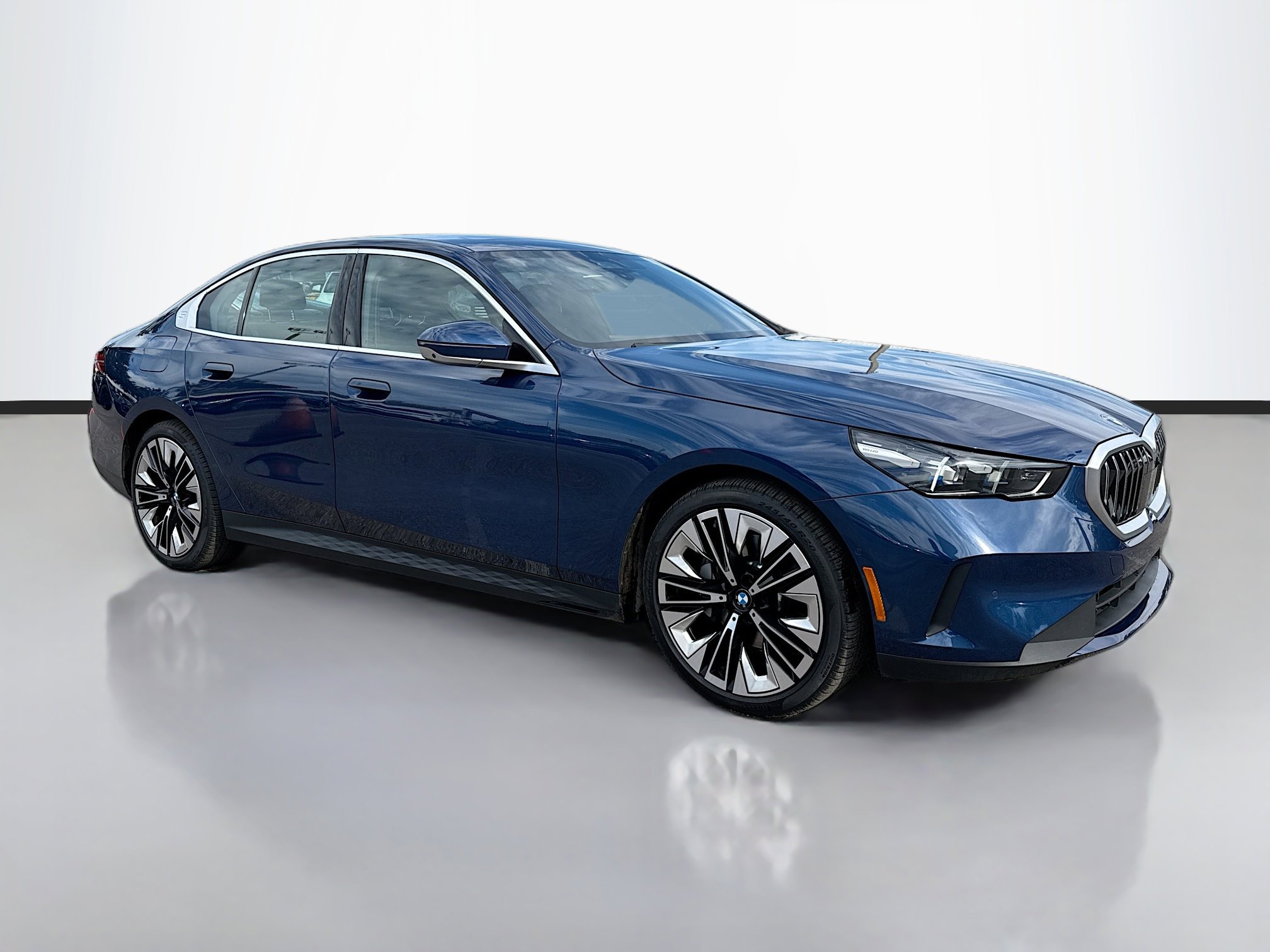 2026 BMW 5 Series 530i's photo