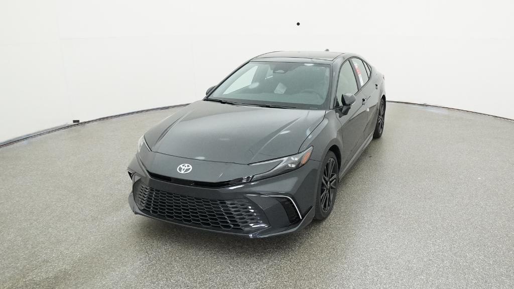 2025 Toyota Camry XSE photo 5