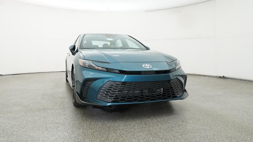 2025 Toyota Camry SE photo 31