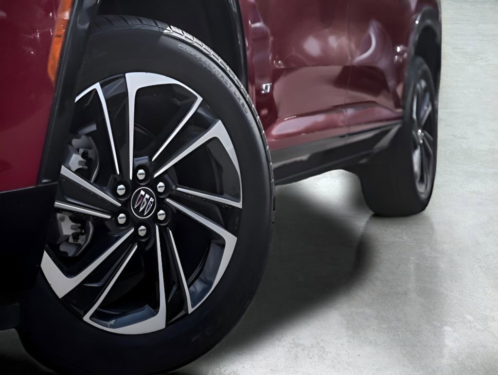 2025 Buick Enclave Sport Touring photo 2