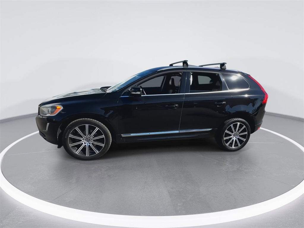2016 Volvo XC60 T5 Drive-E Premier photo 4