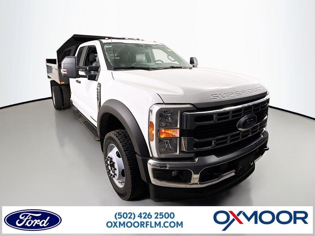 2025 Ford F-450 Super Duty Chassis Cab XL's photo