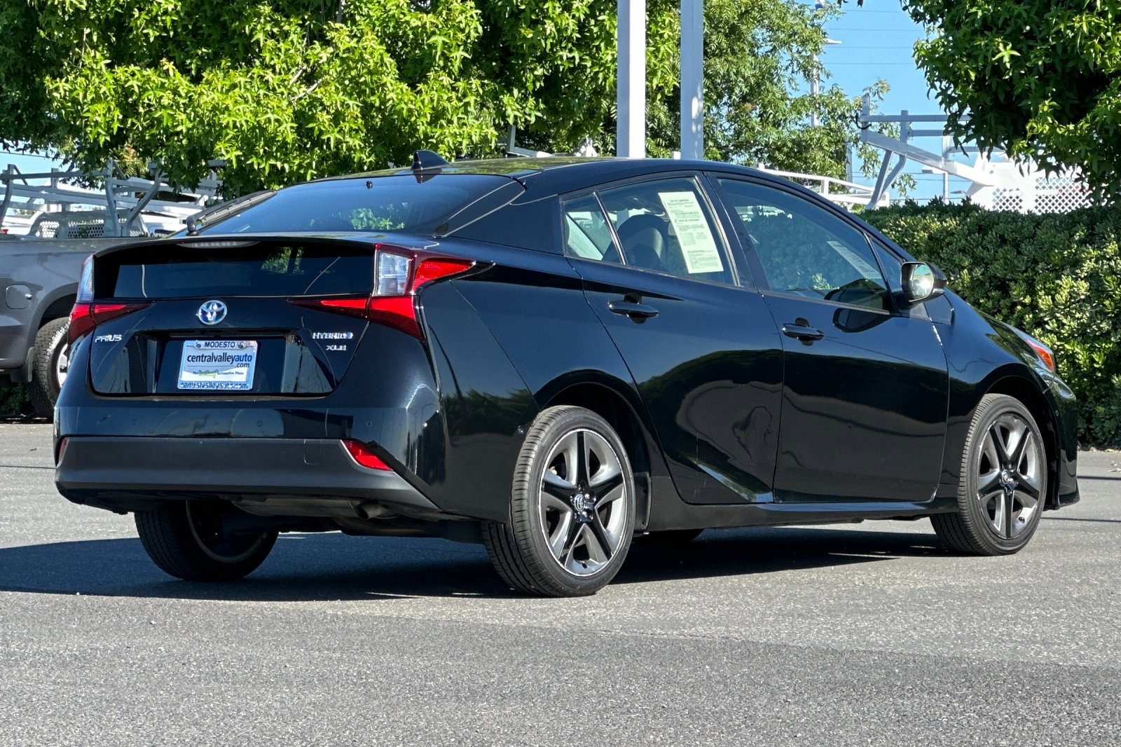 2022 Toyota Prius L Eco photo 4