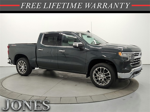 2026 Chevrolet Silverado 1500 LTZ's photo