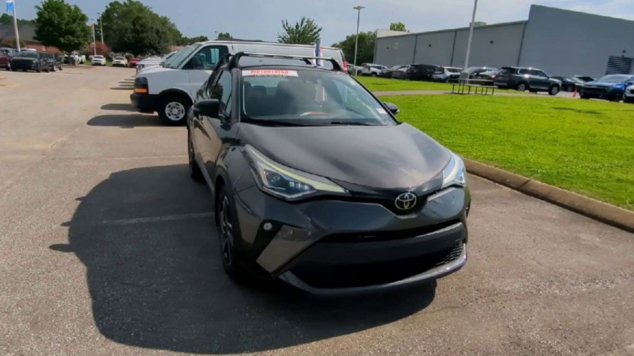 2021 Toyota C-HR Limited photo 2