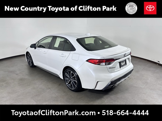 2022 Toyota Corolla SE photo 4