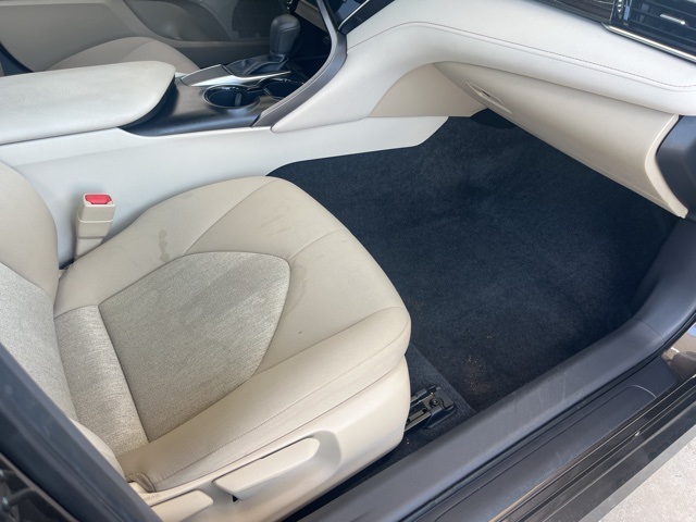2018 Toyota Camry LE photo 20