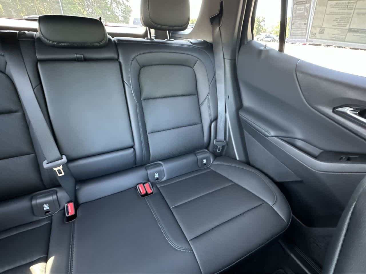 2026 Chevrolet Equinox LT photo 6