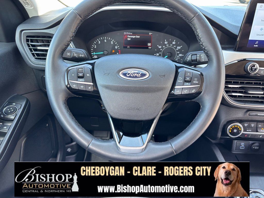 2022 Ford Escape SE photo 12