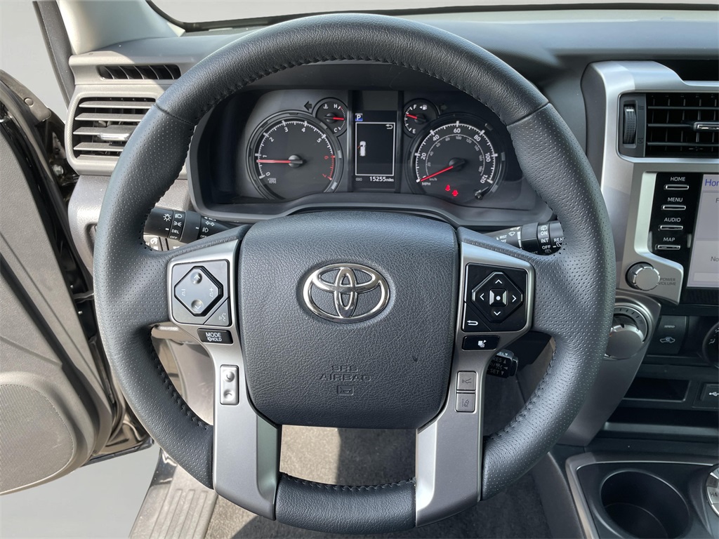 2024 Toyota 4Runner SR5 photo 27