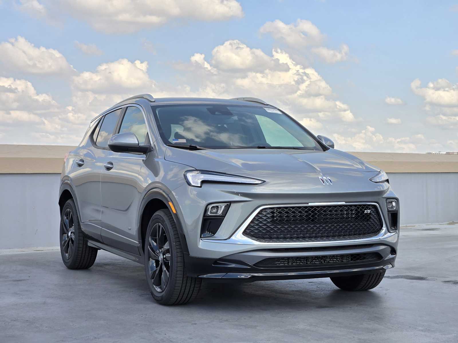 2026 Buick Encore GX Sport Touring photo 2