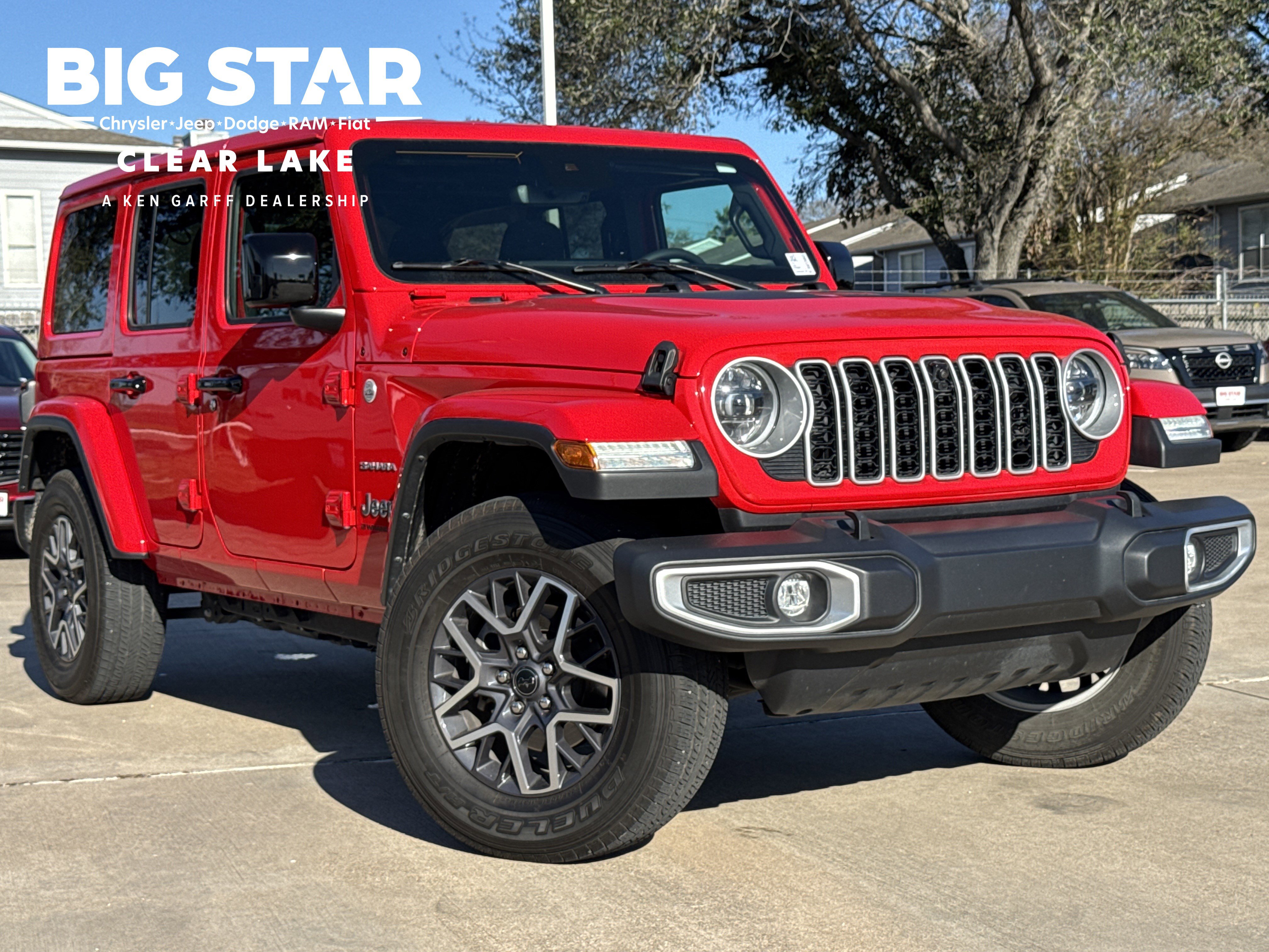 2024 Jeep Wrangler 4-Door Sahara's photo