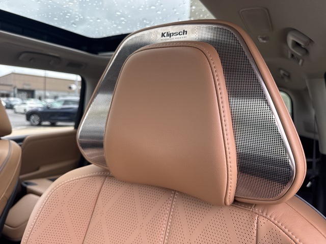 2025 Infiniti QX80 Sensory photo 12